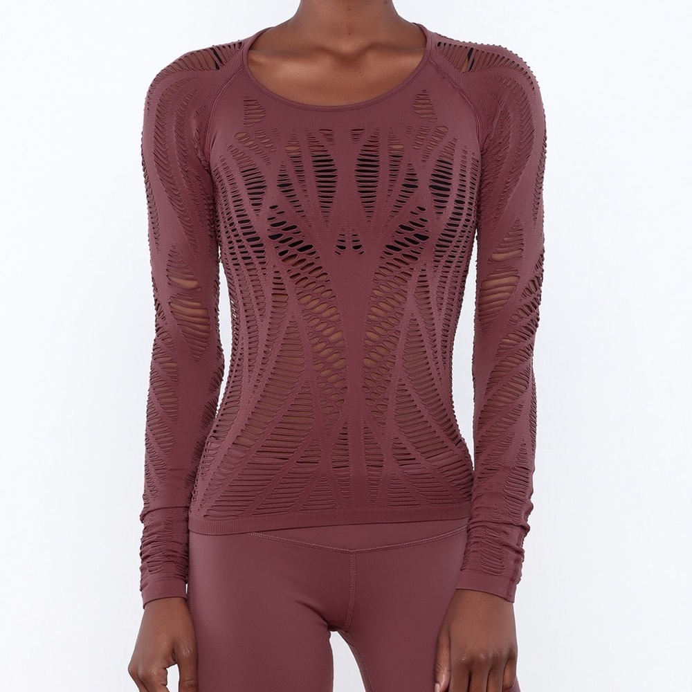 Alo Yoga Wanderer Cutout Top